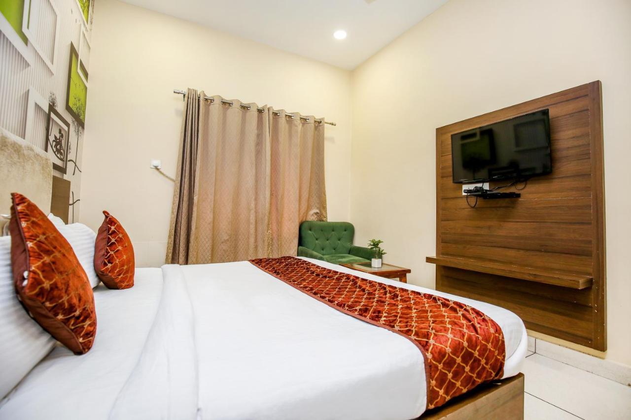 Hotel Karan Residency - 5 Min Walk From Golden Temple Amritsar Exterior photo
